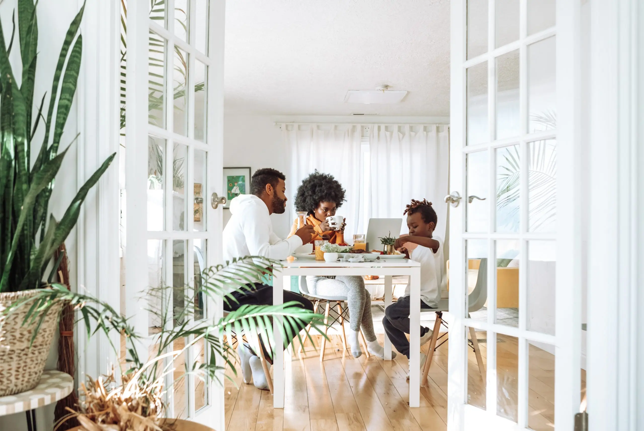 jimmy-dean-Qngdf0kgGB4-unsplash-scaled jimmy-dean-Qngdf0kgGB4-unsplash-scaled